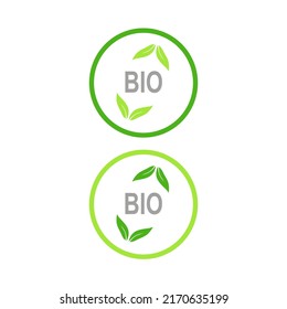 ETIQUETAS RODEADAS DE PRODUCTO BIOLÓGICO AISLADAS EN BLANCO