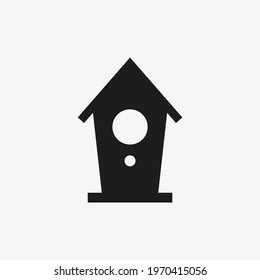 Bird house icon in line design style. Shelter, nest for birds.