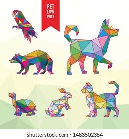 BIRD RACOON DOG TURTLE RABBIT CAT ANIMAL PET POP ART LINE LOW POLY LOGO ICON SYMBOL. TRIANGLE GEOMETRIC POLYGON