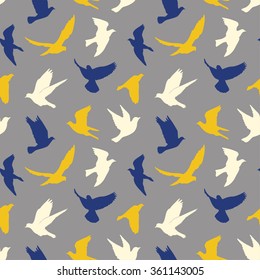 Birds silhouettes - flying seamless pattern