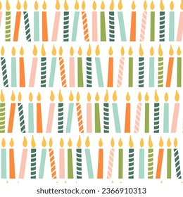 Conception de surface motif harmonieux de bougies d'anniversaire. Image vectorielle impression de fête de naissance, arrière-plan coloré de célébration d'anniversaire, fond d'écran, tissu, tissu, emballage, papier à papier à papier.