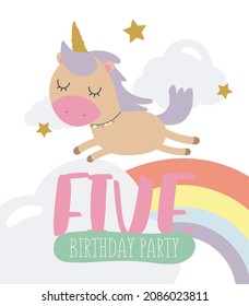 Plantilla de la tarjeta de invitación de fiesta de cumpleaños con un unicornio mágico en estilo de dibujos animados, fondo de arcoiris y número cinco. Diseño de la ilustración vectorial para tarjetas, carteles, camisetas, invitaciones.