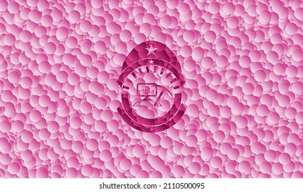 icono de minería de bitcoin dentro del emblema rosa con fondo de burbujas. Ilustración vectorial. Detallado. 