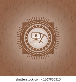 ícono de minería de bitcoin dentro de una placa o emblema de madera