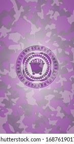 Icono del carrito de minería de bitcoin sobre el modelo de camuflaje rosa
