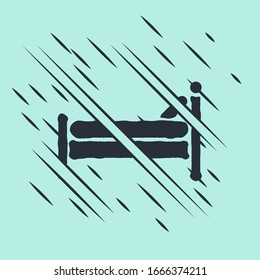 Icono de la cama negra aislado en fondo verde. El estilo de Glitch. Ilustración vectorial