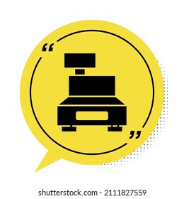 Máquina registradora de caja negra con un icono de cheque aislado en fondo blanco. Cartel de cajero. Símbolo de caja de seguridad. Símbolo amarillo de burbuja de habla. Ilustración vectorial