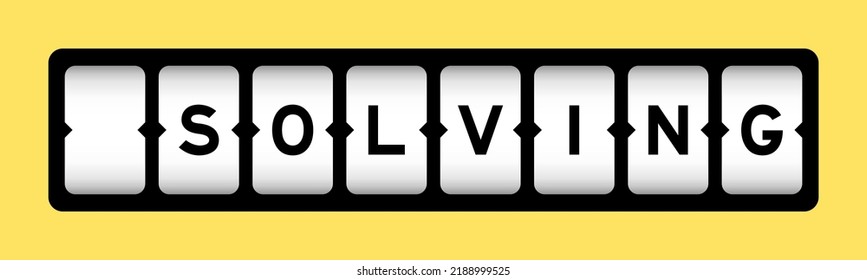 Schwarze Farbe bei der Wortlösung auf einem Slot-Banner mit gelbem Hintergrund