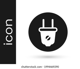 Icono de enchufe eléctrico negro aislado en fondo blanco. Concepto de conexión y desconexión de la electricidad.  Vector