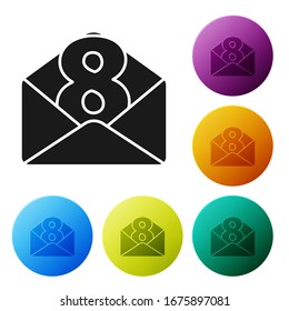 Schwarzer Umschlag mit 8. März Symbol einzeln auf weißem Hintergrund. Nachrichtenliebe. Liebesbrief und Romantik. Internationaler Tag der glücklichen Frauen. Symbole in den Farbkreisknöpfen einstellen. Vektorillustration-Illustration