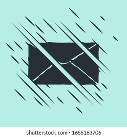 Icono sobre negro aislado en fondo verde. Símbolo de carta de mensaje de correo electrónico. El estilo de Glitch.  Ilustración vectorial