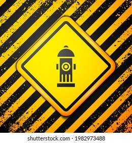 Black Fire Hydrant Symbol einzeln auf gelbem Hintergrund. Warnzeichen. Vektorgrafik