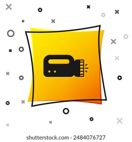 Linterna negra para icono de buceador aislado sobre fondo blanco. Equipo de buceo submarino. Botón cuadrado amarillo. Vector