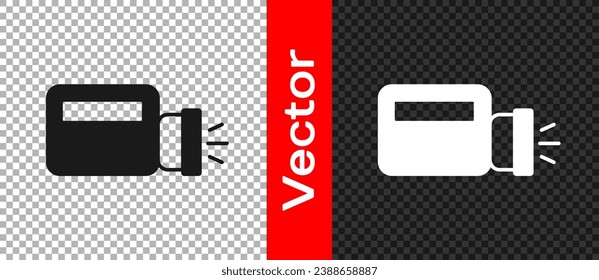 Icono de linterna negra aislado en fondo transparente.  Vector