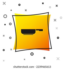 Icono de sartén de fritura negra aislado en fondo blanco. Símbolo de comida frita o asada. Botón cuadrado amarillo. Vector