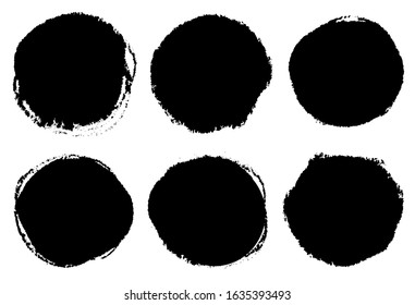 Black grunge circles. Grunge round frames.