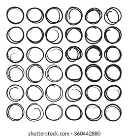 Conjunto de círculos de resaltado negro, línea de marcador dibujada a mano colección Grande. Elementos de marcador dibujados a mano para la selección de texto y subrayado.