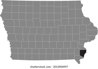 Black highlighted location map of the Des Moines County inside gray map of the Federal State of Iowa, USA