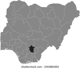 Mapa de ubicación resaltado en negro del estado nigeriano de Enugu dentro del mapa gris de la República de Nigeria