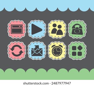 Iconos negros con un fondo de marco de color.
Iconos lindos del vector negro para los temas.
Icono de radio, medios, contactos, teléfono, sincronización, correo electrónico, mensajes, reloj, casa y menú.