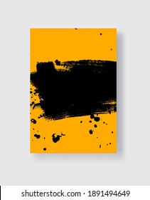 Schwarzer Pinselstrich auf gelbem Hintergrund. Japanischer Stil. Vektorgrafik von Grunge-Flecken