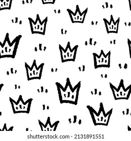 Black ink contour linear crowns isolated on white background. Cute monochrome royal seamless pattern. Vector simple flat graphic hand drawn illustration. Texture.