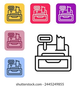 Línea negra Caja registradora con un icono de cheque aislado sobre fondo blanco. Cartel de cajero. Símbolo de caja. Establecer iconos en Botones cuadrados de color. Vector