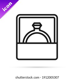 Línea negra Icono del anillo de compromiso de diamantes aislado en fondo blanco.  Vector