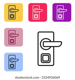 Línea negra Cerradura de puerta digital con tecnología inalámbrica para desbloquear el icono aislado sobre fondo blanco. Señal de la manija de la puerta. Casa inteligente de seguridad. Establezca los íconos en Botones cuadrados de color. Vector
