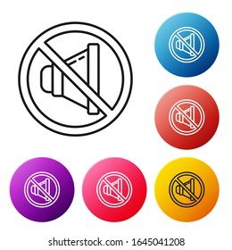 Schwarze Linie Lautsprecher mute Symbol einzeln auf weißem Hintergrund. Kein Soundsymbol. Lautstärke-Aus-Symbol. Stellen Sie die Symbole bunter Kreis-Schaltflächen ein. Vektorillustration-Illustration