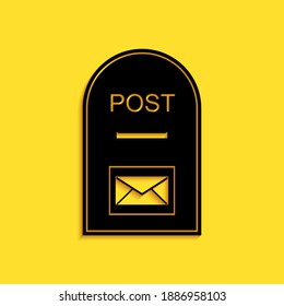 Icono del cuadro Correo negro. Icono de la casilla de correo aislado en fondo amarillo. Estilo de sombra larga. Vector.