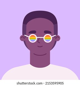 Hombre negro con gafas de sol de la bandera LGBTIQ. Concepto de mes de orgullo. Ilustración del vector 