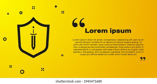 Schwarzes mittelalterliches Schild mit Schwertsymbol einzeln auf gelbem Hintergrund.  Vektorgrafik