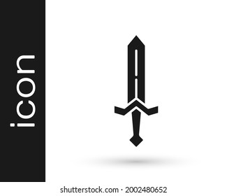Icono de espada medieval negra aislado en fondo blanco. arma medieval.  Vector