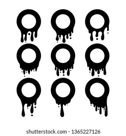 Black melt drips or liquid paint drops isolated on transparent background. Vector oil leak splash or chocolate syrup for graffiti splatter ring