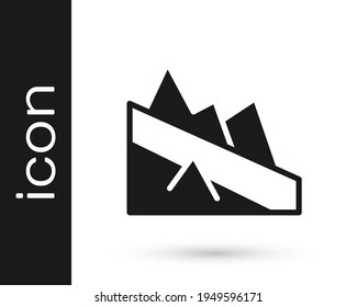 Icono de descenso de la montaña negra aislado en fondo blanco. Símbolo del concepto de victoria o éxito.  Vector