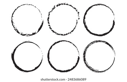 Pintura negra pincelada círculos pack.Grunge dibujado a mano circular