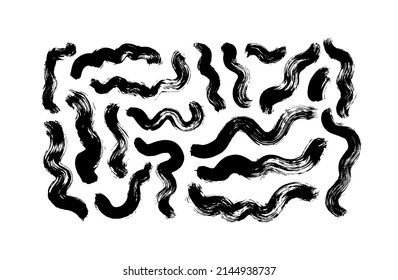 Black Paint Curved Bold Brush Strokes. Grunge Curly Lines. Messy Doodles, Thick Curvy Lines. Abstract Organic Shapes With Grunge Texture. Ink Brush Scribbles Isolated On White Background.