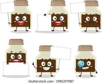 Black pepper bottle cartoon character bring information board. Vector illustration