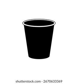 Ilustración de icono de Vector de taza de plástico negro sobre un fondo blanco. Diseño simple y limpio perfecto para una multitud de aplicaciones y propósitos.
