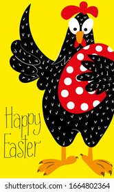 Un gallo negro sostiene un huevo rojo. Tarjeta de Pascua al estilo escandinavo, ilustración plana. Lettering Happy Easter sobre un fondo amarillo. Volante, felicitación, afiche, banner, tarjeta, web, embalaje.