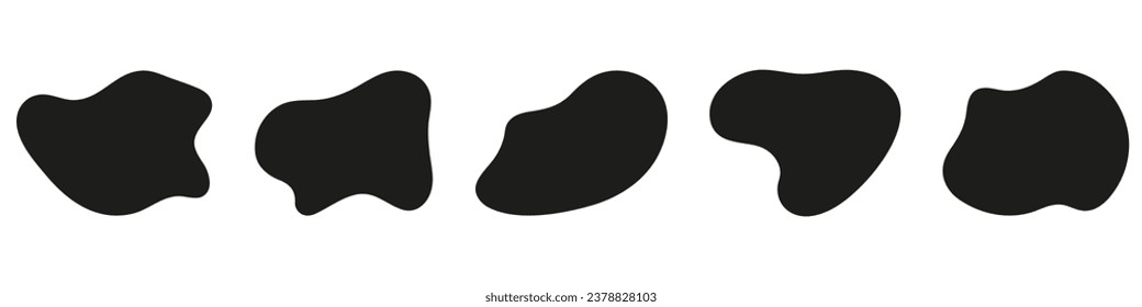 Black Round Liquid Silhouette Formular. unregelmäßige organische Form. Random Circle Blob Collection Asymmetrisches Blotch Set. Flüssigkeitsansammlung auf weißem Hintergrund. einzelne Vektorgrafik