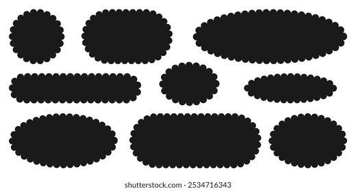 Formas de Elipse de Borda Ondulada de silhueta preta definida. Quadros Ovais de Círculo Moderno. Coleção de Formas Geométricas de Borda Escalonada. Carimbo, Rótulo, Crachá, Adesivo, Marca Para Design