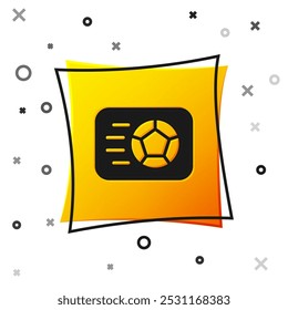 Ícone de bola de futebol preto de futebol isolado no fundo branco. Equipamento desportivo. Botão quadrado amarelo. Vetor
