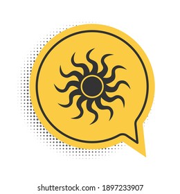 Icono de Sol Negro aislado en fondo blanco. Símbolo amarillo de burbuja de habla. Vector.