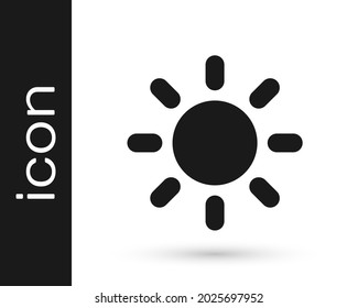 Icono de Sol Negro aislado en fondo blanco.  Vector