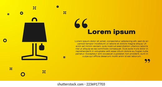 Icono de lámpara de mesa negra aislado en fondo amarillo.  Vector