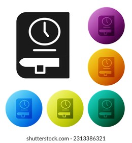 Tiempo Negro para icono de libro aislado en fondo blanco. Establezca los iconos en los botones de círculo de color. Vector