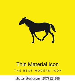 Black Walking Horse mit Heckklappe Minimal-gelbes Materialsymbol
