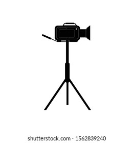 the black and white camera logo design is suitable for film production logos and can be used for a variety of other design projects